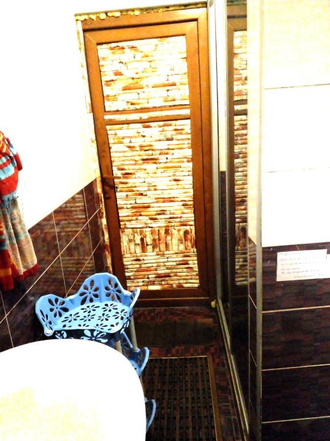 Blue Hostel - Check Message After Booking Tbilisi Exterior foto